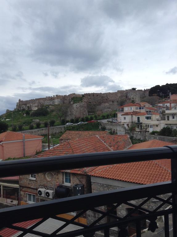 Zoumboulis Rooms Mytilene Bagian luar foto