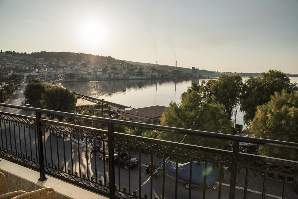 Zoumboulis Rooms Mytilene Bagian luar foto
